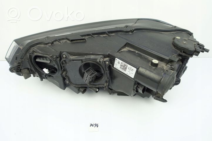 Volkswagen Golf Sportsvan Faro/fanale 517941082A