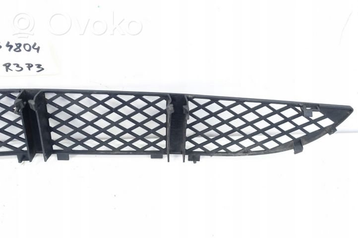 Mercedes-Benz E W210 Grille inférieure de pare-chocs avant A2108850053