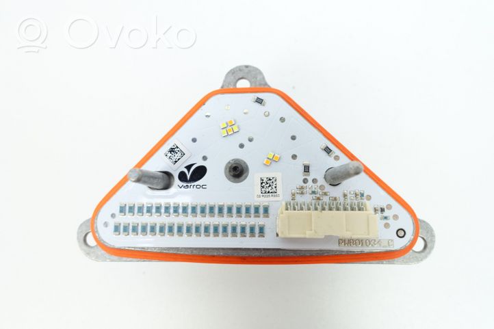 Renault Twingo III LED-liitäntälaitteen ohjausmoduuli 100142625