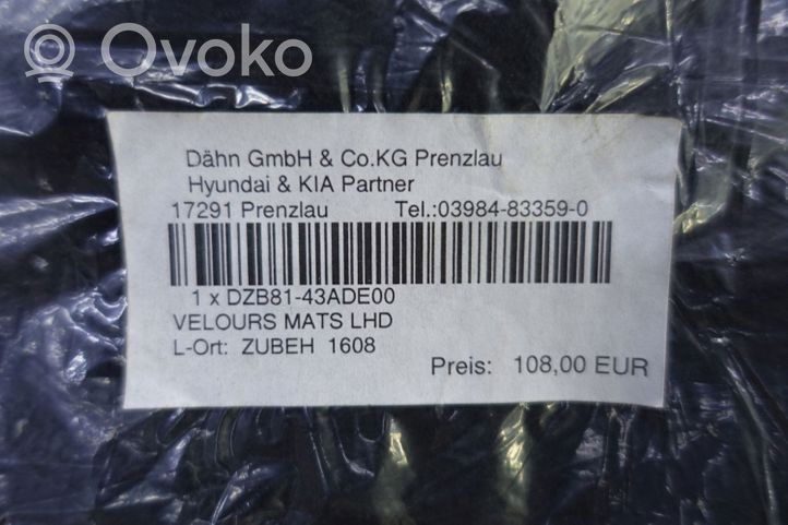 Hyundai Santa Fe Set di tappetini per auto B8143ADE00