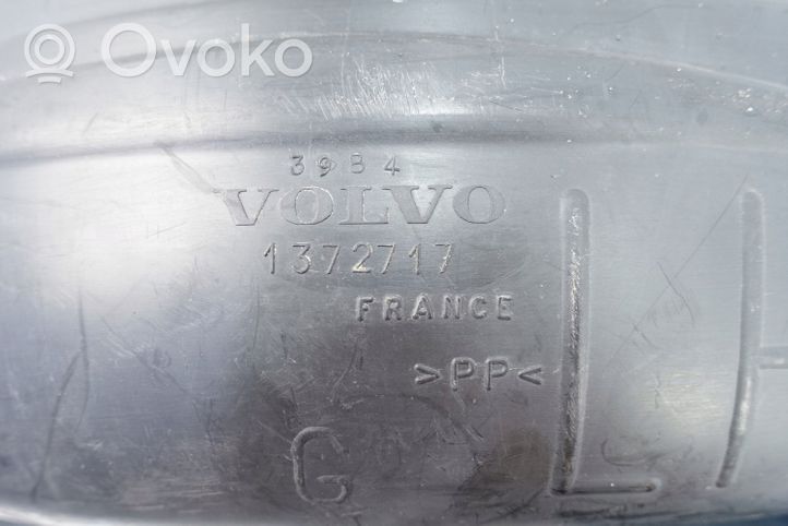Volvo V70 Takapyörän sisälokasuojat 1372717