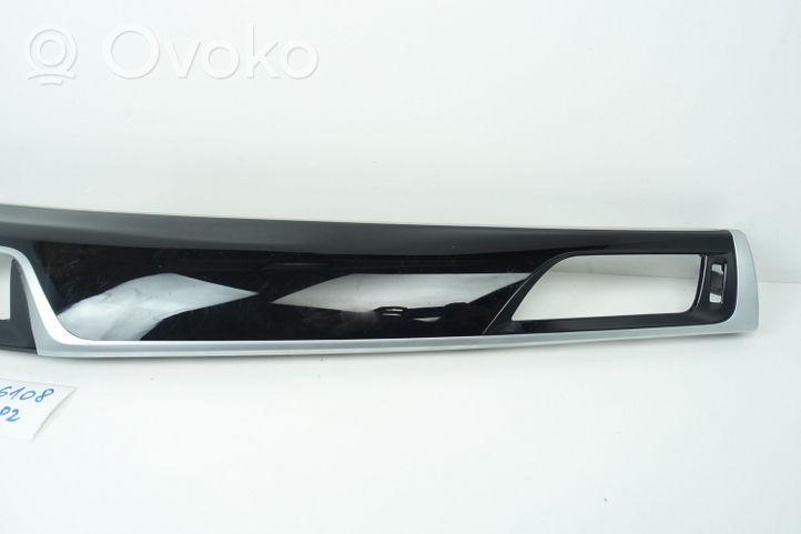 BMW 5 G30 G31 Cornice cruscotto 