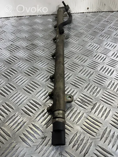 Mercedes-Benz E W211 Fuel main line pipe A6130700195