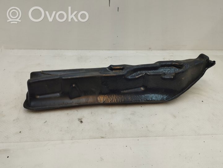 BMW 2 F44 Supporto/guarnizione in poliuretano espanso del parafango 7448812