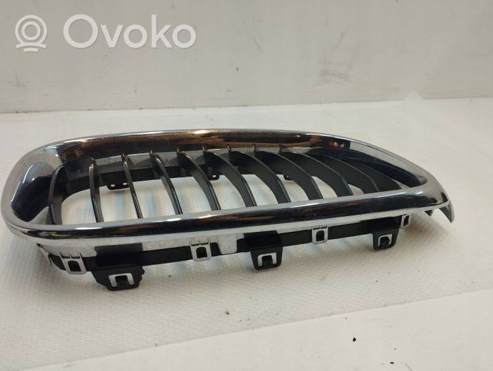 BMW 3 GT F34 Maskownica / Grill / Atrapa górna chłodnicy 7294804