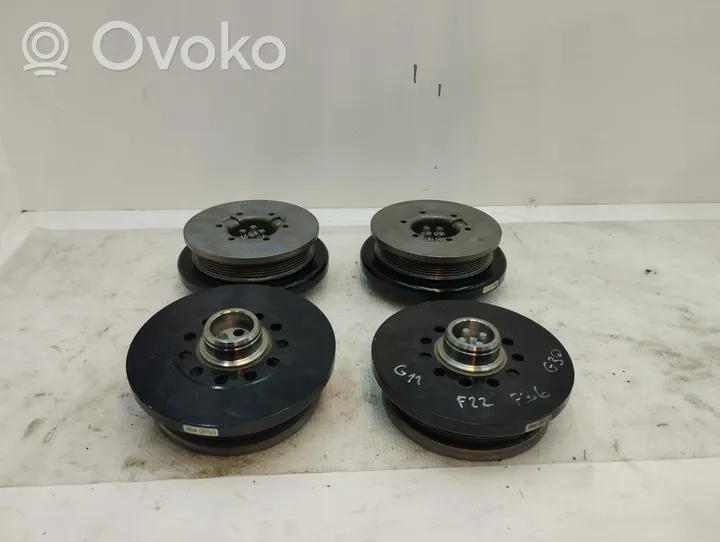 BMW 1 F20 F21 Crankshaft pulley 8638534