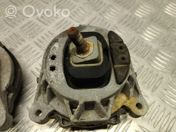 BMW 1 F20 F21 Valvola di depressione sul supporto motore EGO71438