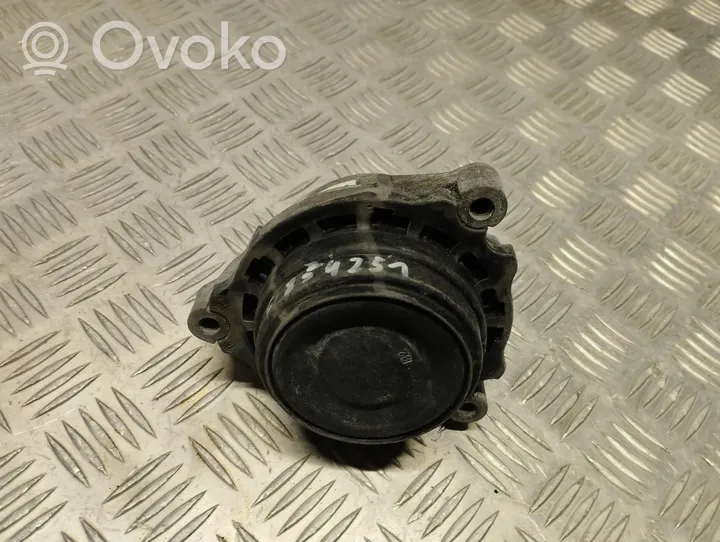 BMW 3 F30 F35 F31 Engine mount vacuum valve 6854251