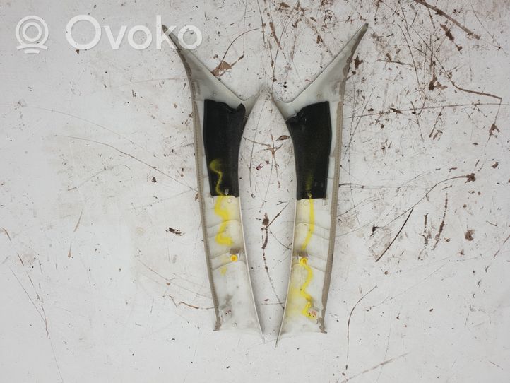 Volvo XC70 Rivestimento montante (A) 