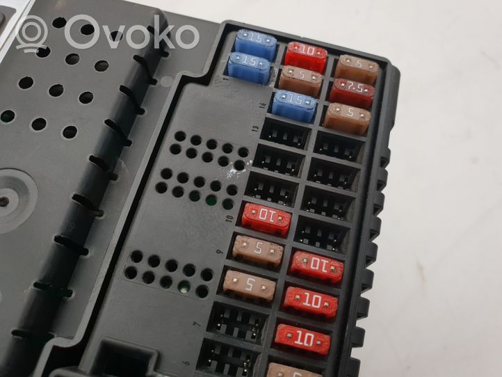 Volvo XC90 Fuse module 28062211