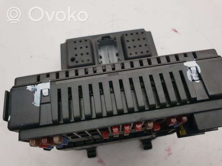 Volvo XC90 Fuse module 28062211