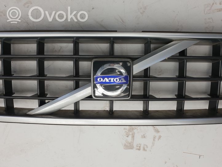 Volvo XC90 Atrapa chłodnicy / Grill 30678983