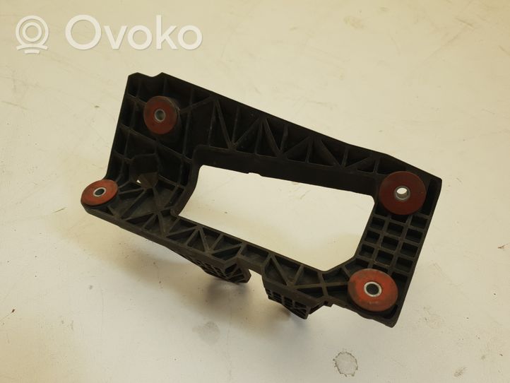 BMW 5 E60 E61 Mocowanie stabilizatora aktywnego osi przedniej / Zestaw 6761207