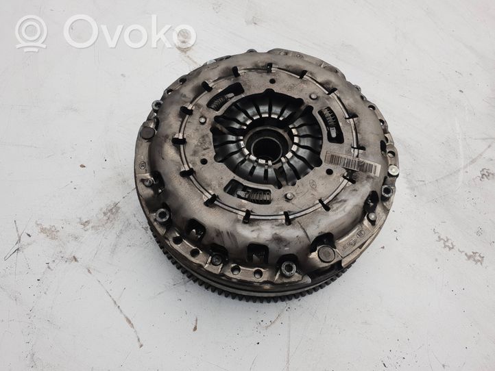 BMW 2 F22 F23 Clutch set kit 7638306