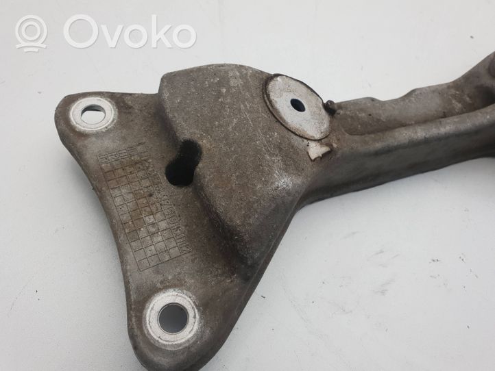 BMW 2 F22 F23 Gearbox mounting bracket 6796603