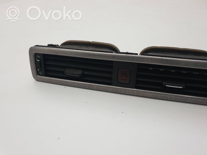 Volvo XC70 Dash center air vent grill 30715143