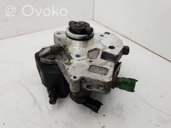 Volvo XC70 Fuel injection high pressure pump 30756125