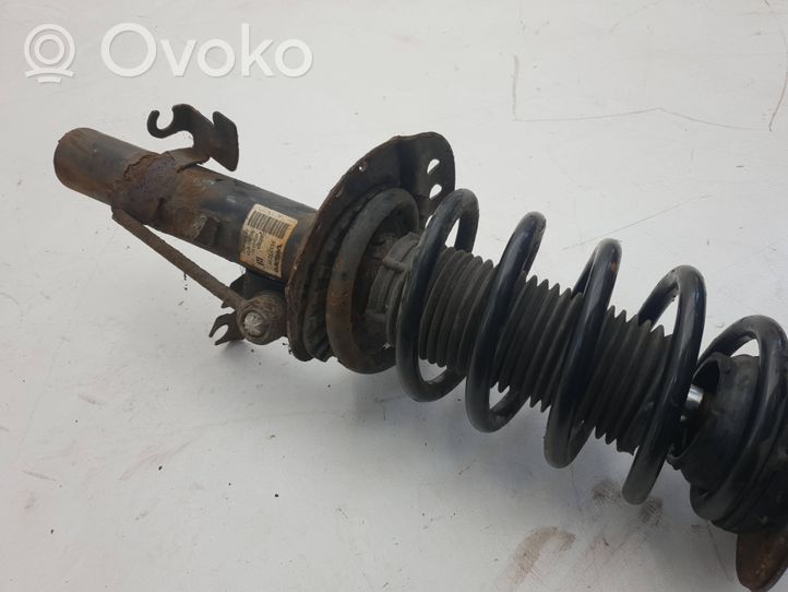 Volvo V60 Front shock absorber/damper 31323219