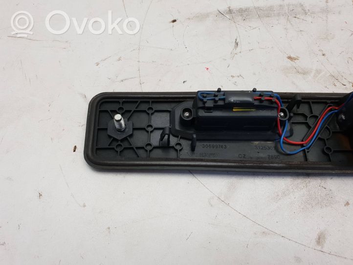 Volvo XC90 Trunk door license plate light bar 30699743