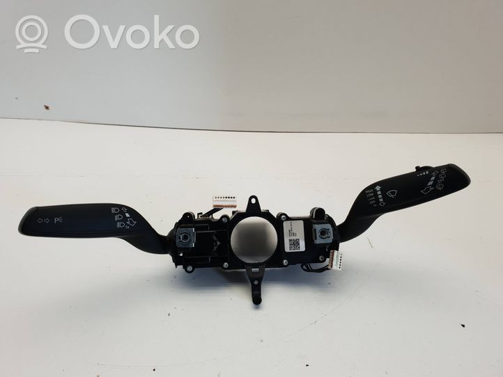 Audi A1 Leva/interruttore dell’indicatore di direzione e tergicristallo 8X0953501B