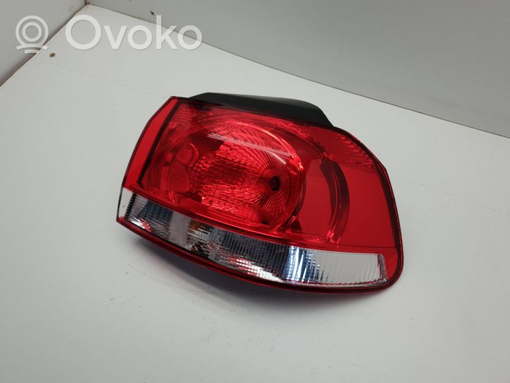 Volkswagen Golf V Lampa tylna 89500681