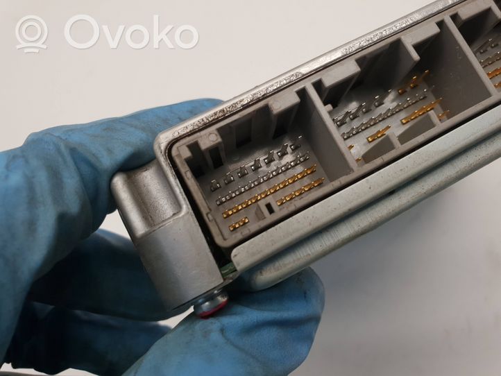 Toyota Hilux (AN10, AN20, AN30) Sterownik / Moduł ECU RB1758008921