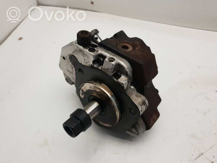 BMW X3 E83 Pompe d'injection de carburant à haute pression 7798333