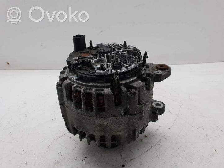 Audi A3 S3 8P Generatore/alternatore 