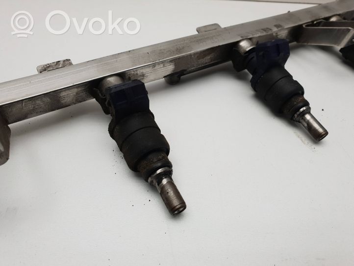 BMW 5 E39 Fuel injectors set 1437442