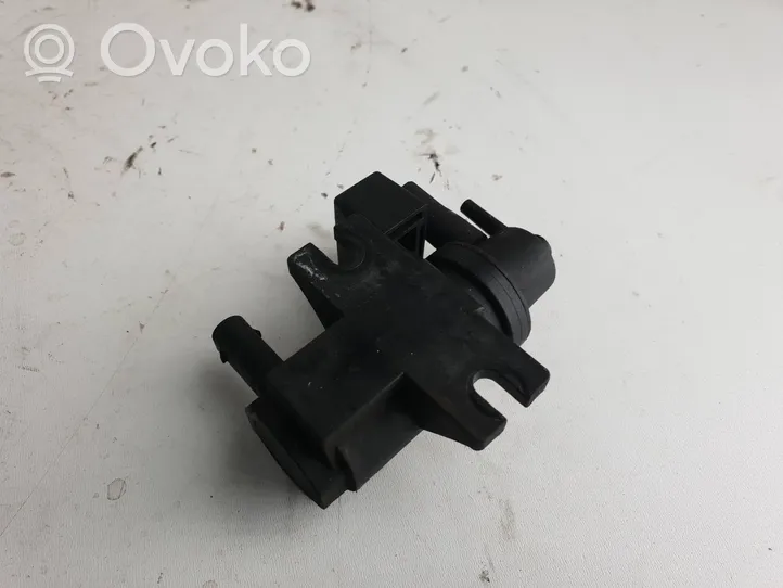 BMW 3 E92 E93 Solenoidinis vožtuvas 7805391