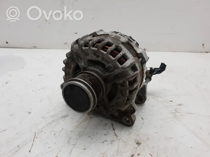 Volkswagen Tiguan Generatore/alternatore 04L903024T