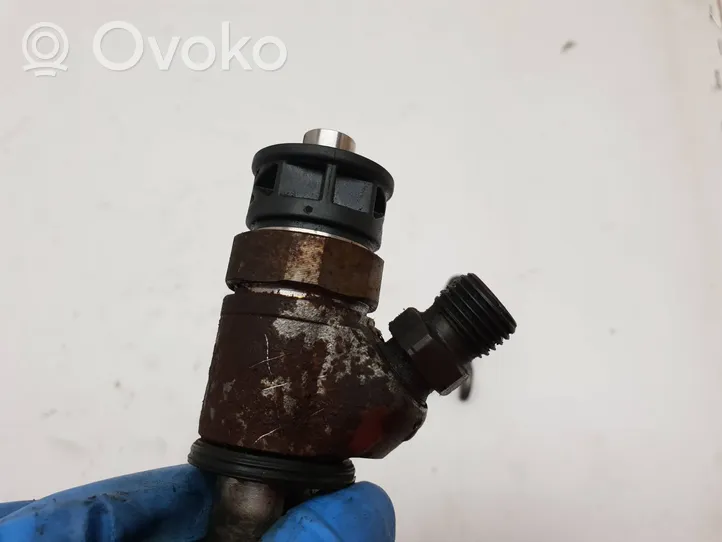 Isuzu D-Max Fuel injector 0445111031