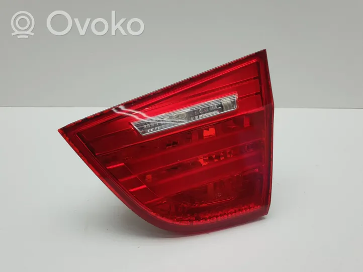 BMW 3 E90 E91 Lampy tylnej klapy bagażnika 4871734