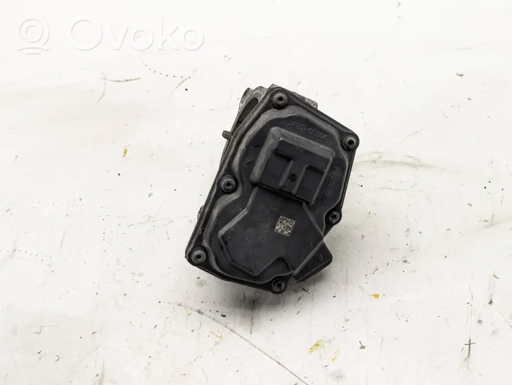 Toyota Avensis T270 Throttle valve 10378517