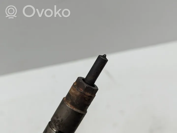 Toyota Avensis T270 Injecteur de carburant 0445110