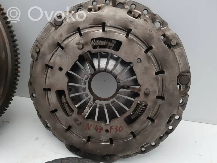 BMW 3 F30 F35 F31 Dual mass flywheel 415047710