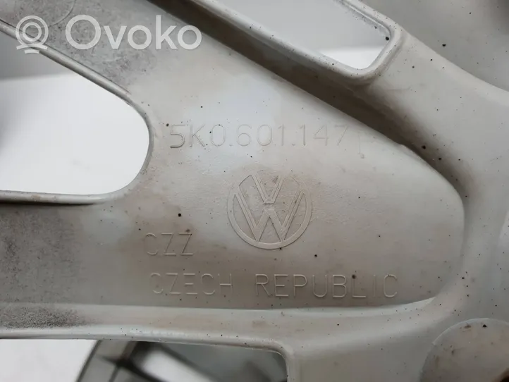 Volkswagen Golf VII Originalus R 15 rato gaubtas (-ai) 5K0601147