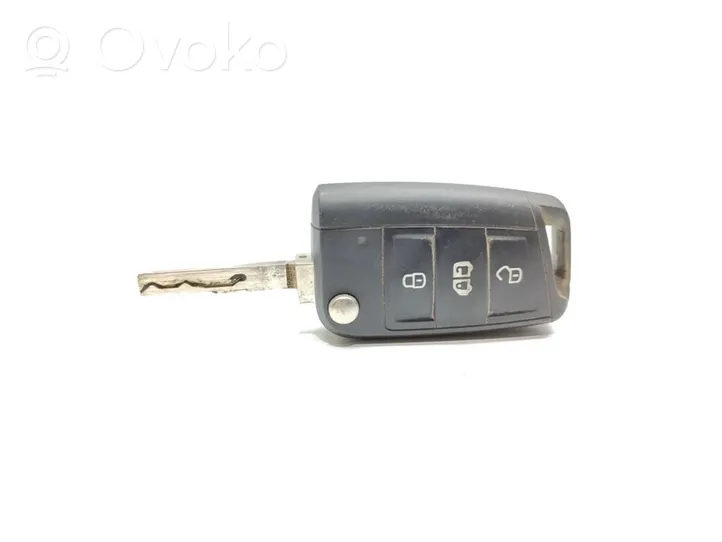 Volkswagen Caddy Ignition lock 5Q1905865A