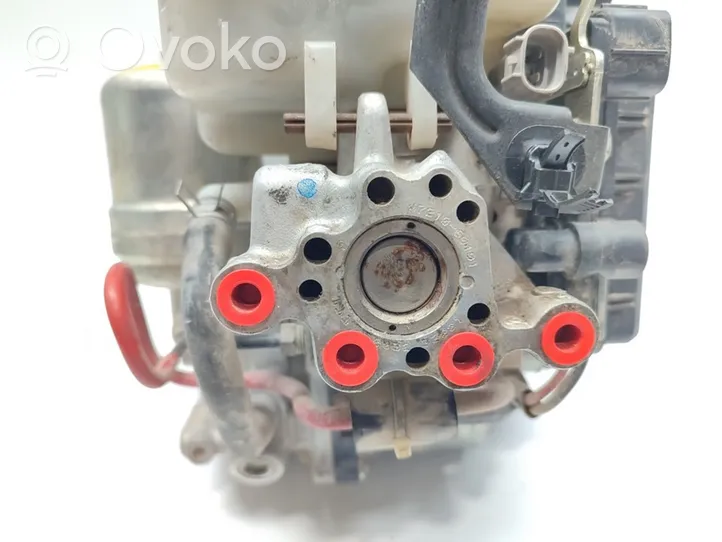 Toyota Land Cruiser (J120) Pompe ABS 8954160061