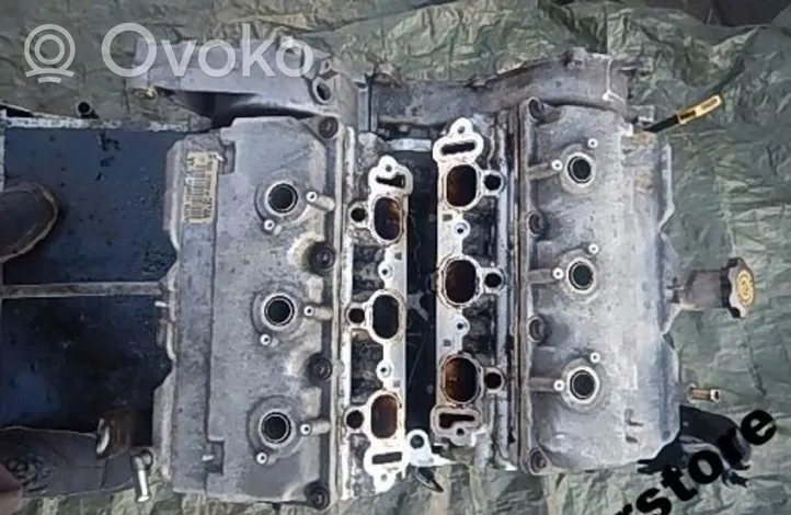 Chrysler 300M Engine block 6G72