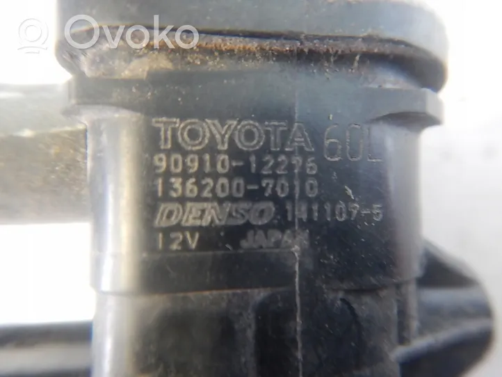 Toyota Prius (XW30) Valvola di depressione (usato) 9091012296