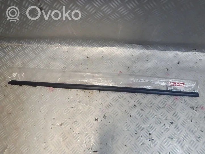 KIA Picanto Verkleidung Türfenster Türscheibe hinten 832201Y000