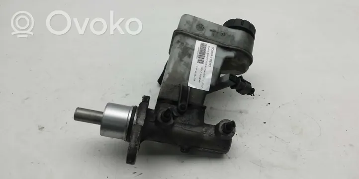 Saab 9-3 Ver2 Główny cylinder hamulca 93172089