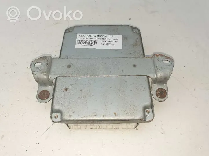 Daihatsu Terios Variklio valdymo blokas 8956087403