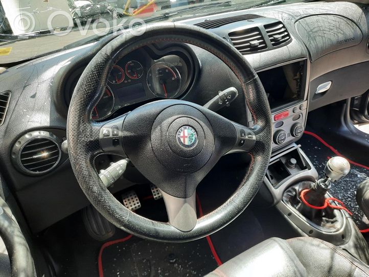 Alfa Romeo GT Etuiskunvaimennin 340025