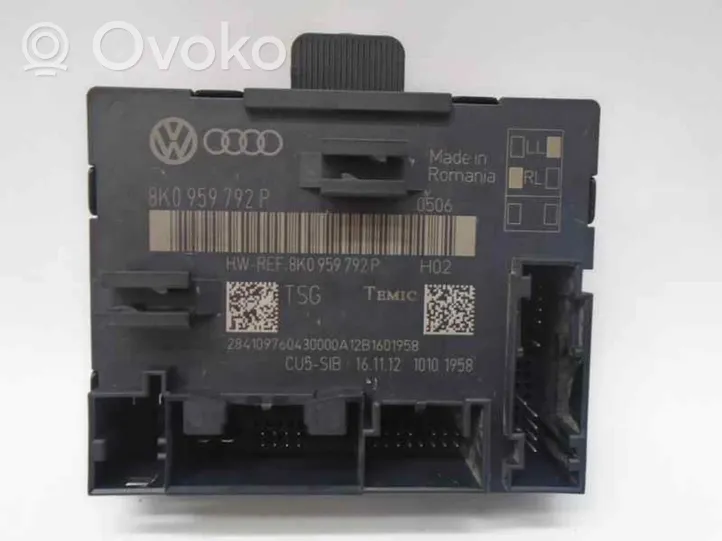Audi Q5 SQ5 Oven keskuslukituksen ohjausyksikön moduuli 8K0959792P