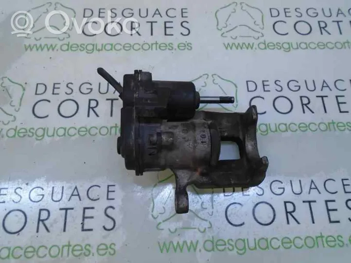 Volkswagen Sharan Pinza del freno posteriore 8U0615403B