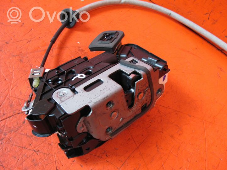 Volkswagen Beetle A5 Serratura portiera anteriore 5GM837016C