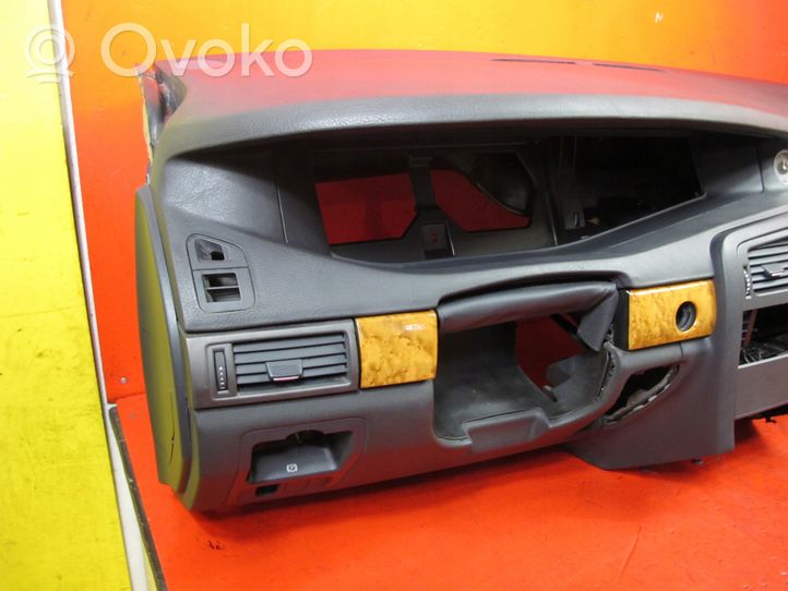 Renault Vel Satis Oro pagalvių komplektas su panele 8200646714