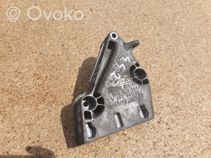 Seat Ibiza IV (6J,6P) Engine mounting bracket 